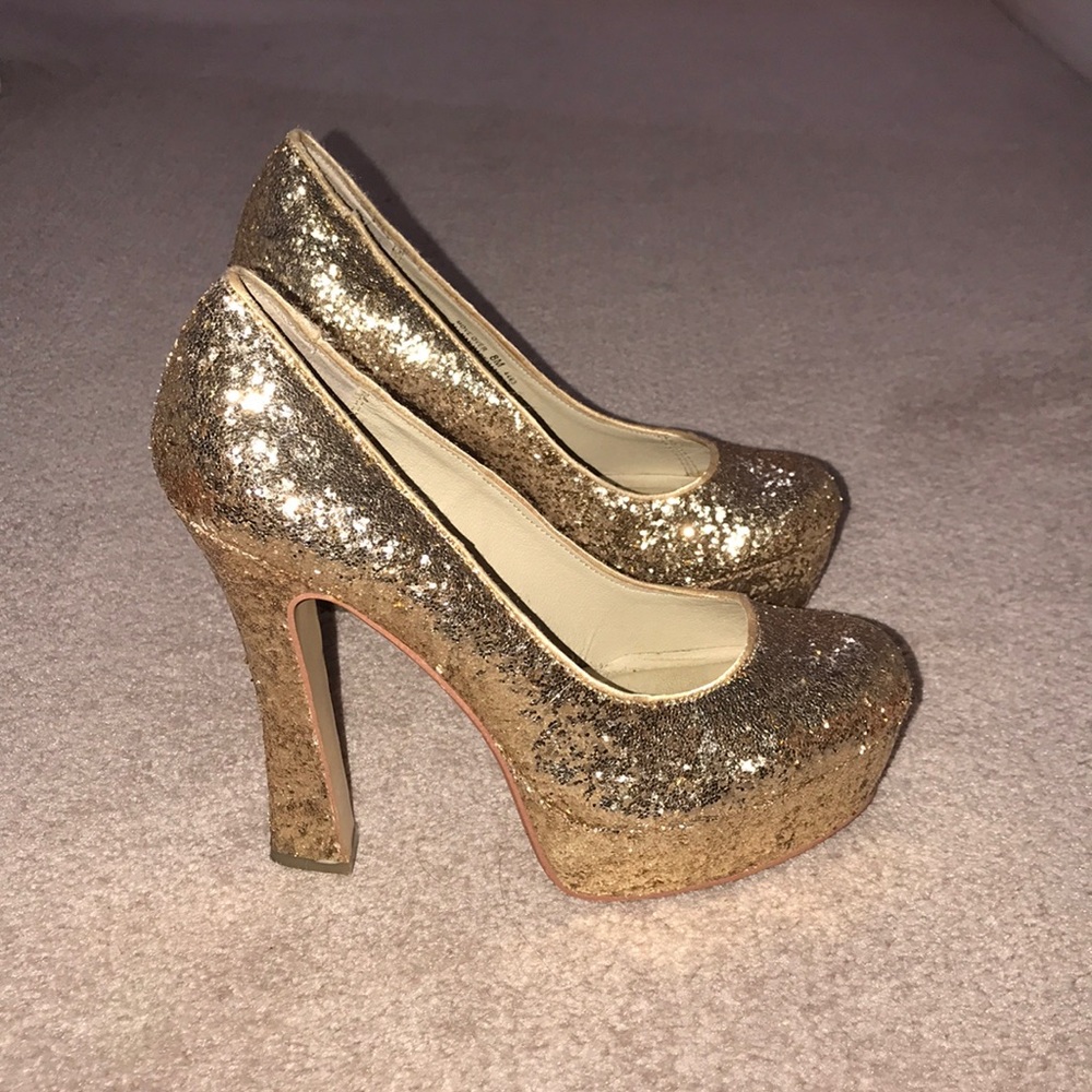 Sparkly Shoes! - Picture 2 of 5